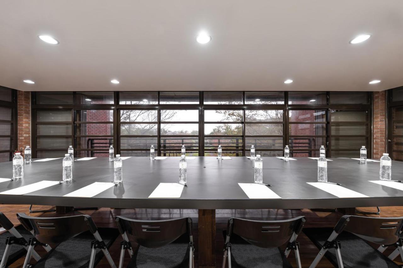 The Moment Hotel Yilan By Lakeshore Wujie Bagian luar foto